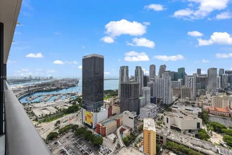 159 NE 6th St # 3512, Miami FL 33132