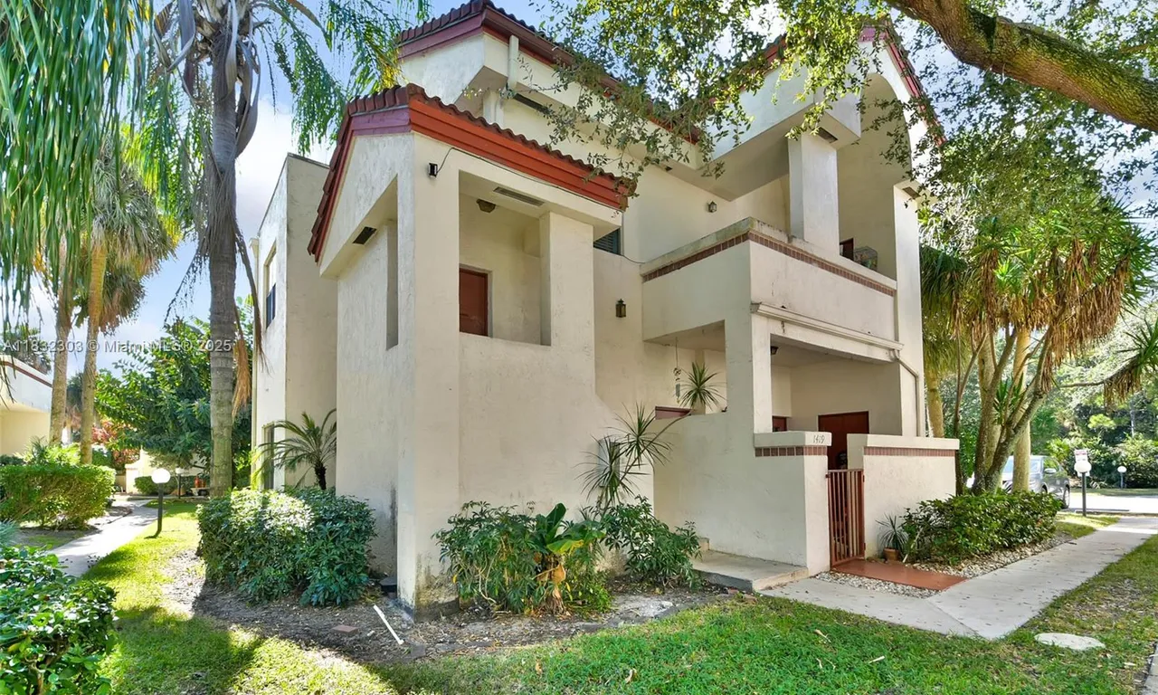 1419 Avon Ln # 216, North Lauderdale FL 33068