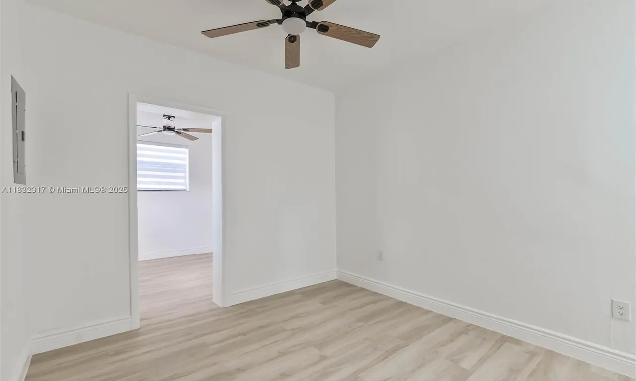 583 NW 47th Ter # R, Miami FL 33127