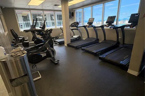 19201 Collins Ave # 843, Sunny Isles Beach FL 33160