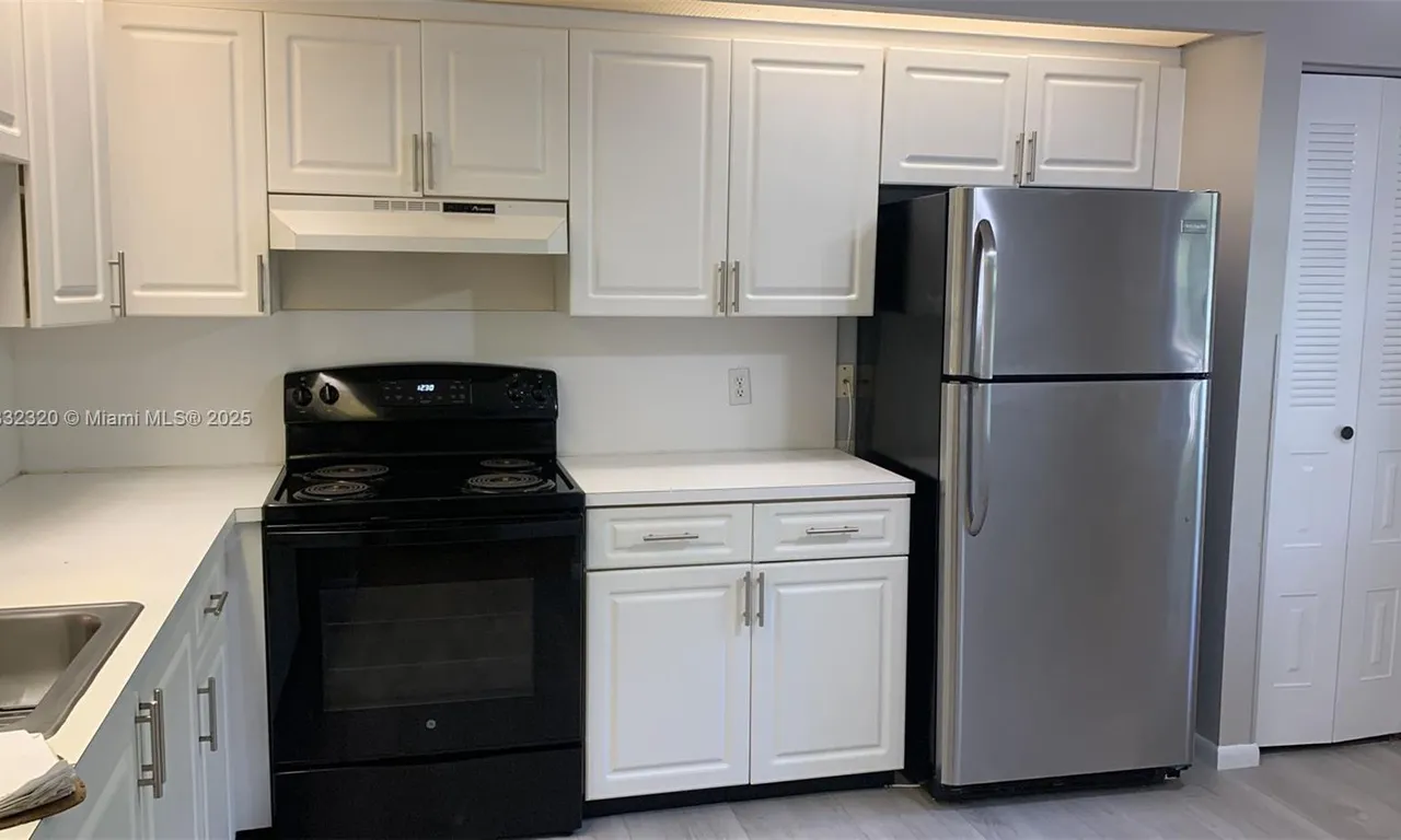 12850 SW 4th Ct # 206I, Pembroke Pines FL 33027