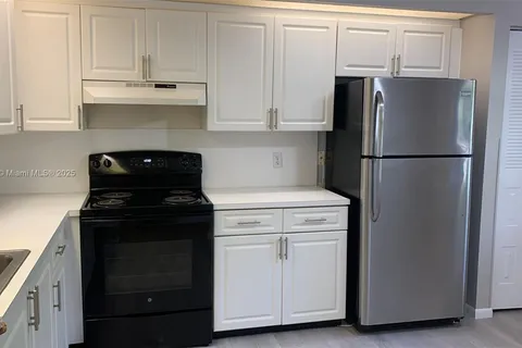 12850 SW 4th Ct # 206I, Pembroke Pines FL 33027