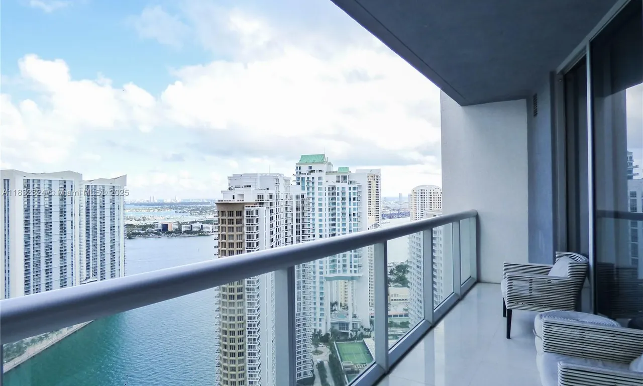 495 Brickell Ave # 3708, Miami FL 33131