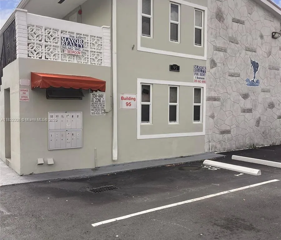 95 NW 47th Ave # 2, Miami FL 33126