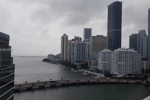 701 Brickell Key Blvd # 1711, Miami FL 33131