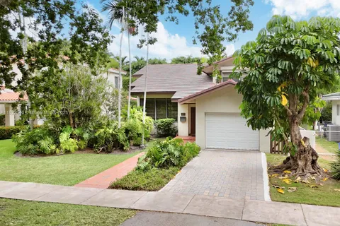 1415 Trillo Ave, Coral Gables FL 33146