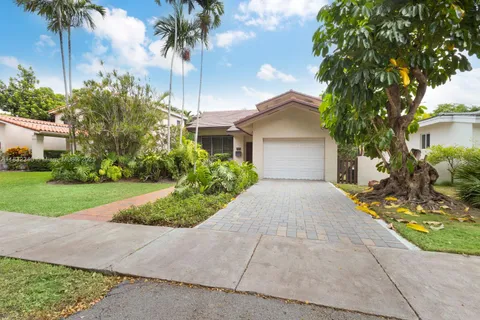 1415 Trillo Ave, Coral Gables FL 33146