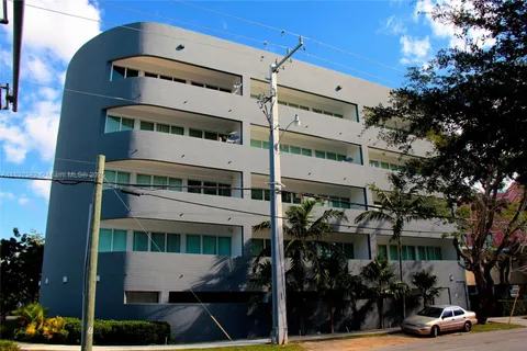 2694 INAGUA AV # 304, Coconut Grove FL 33133