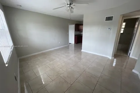 407 S 61st Ave, Hollywood FL 33023