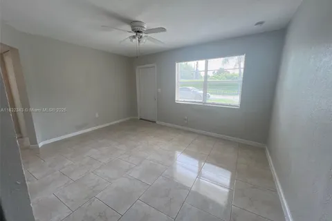 407 S 61st Ave, Hollywood FL 33023