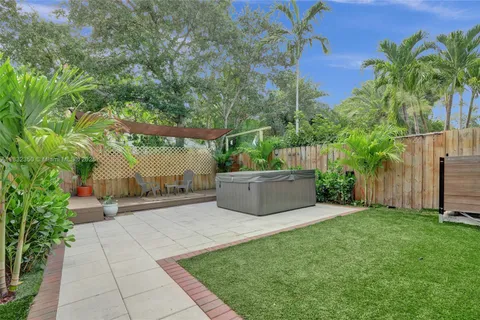 1137 NE 3rd Ave # 1137, Fort Lauderdale FL 33304