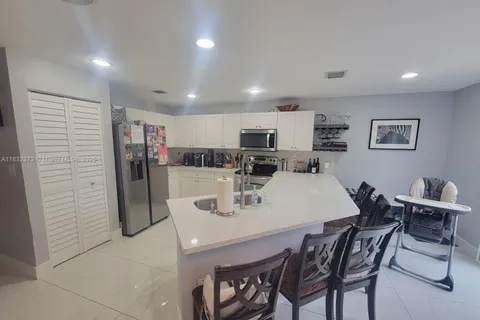 11612 NW 51st Ter # 11612, Doral FL 33178