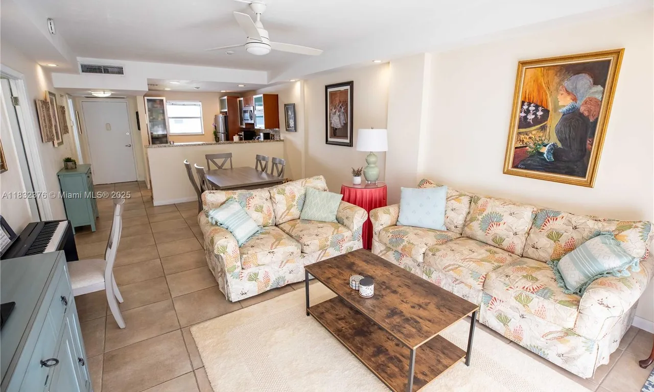 100 Edgewater Dr # 336, Coral Gables FL 33133