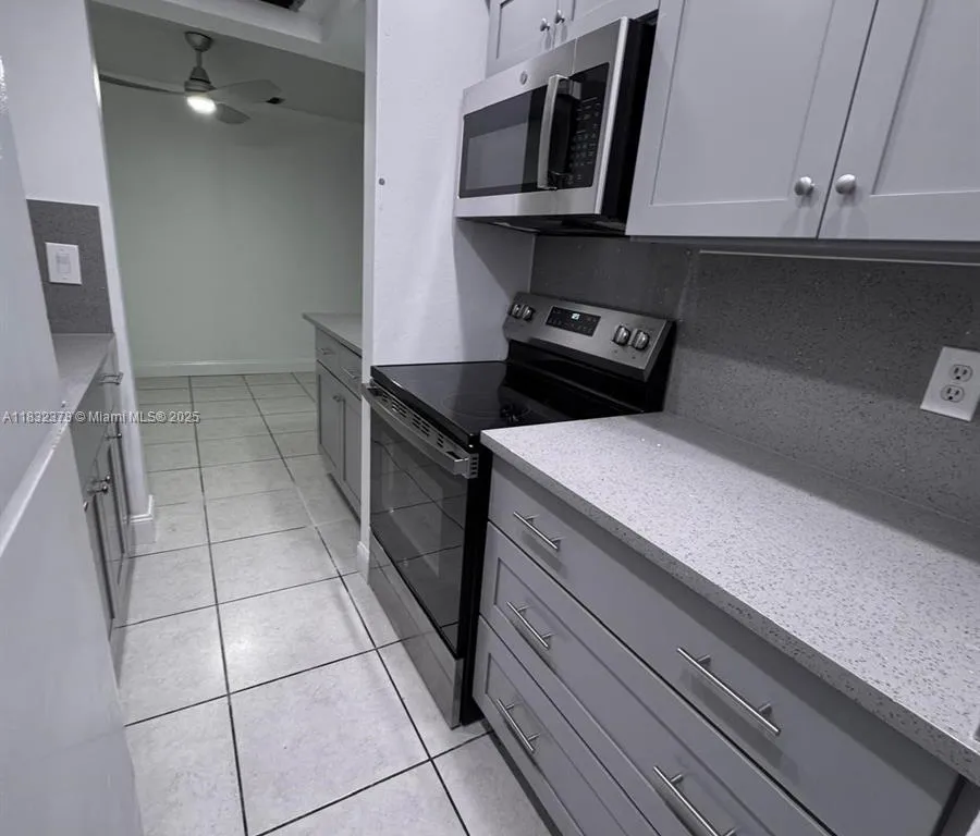 1431 S 14th Ave # 105, Hollywood FL 33020
