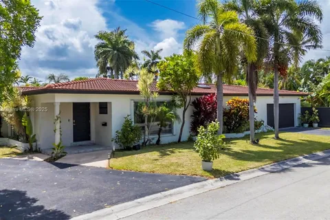 1201 Buchanan St, Hollywood FL 33019