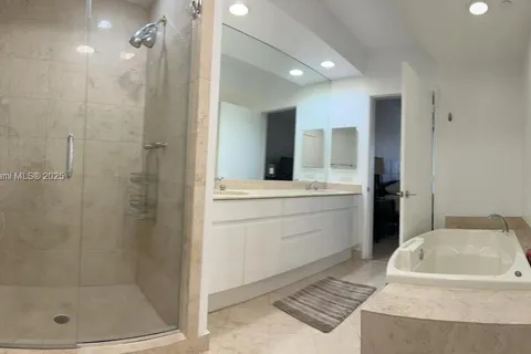 717 Crandon Blvd # 408, Key Biscayne FL 33149