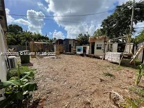440 NW 135th St, North Miami FL 33168