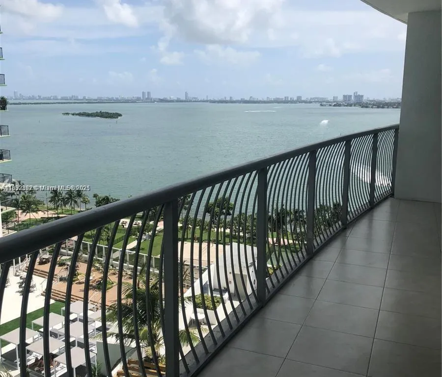 1750 N Bayshore Dr # 1705, Miami FL 33132