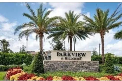 1280 Eucalyptus Dr # 4, Hollywood FL 33021