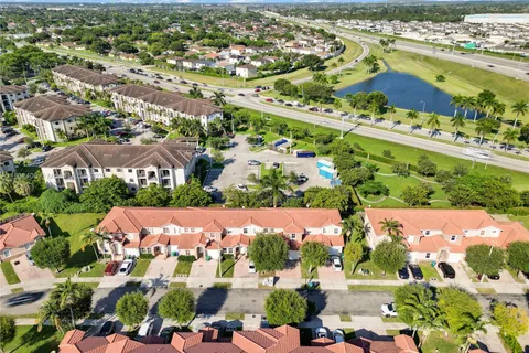 27463 SW 137th Ct # 27364, Homestead FL 33032
