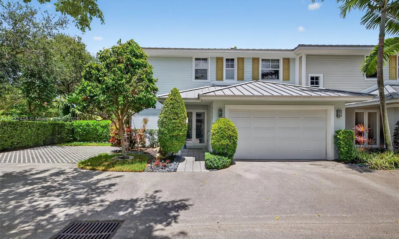 608 SW 15th St, Fort Lauderdale FL 33315