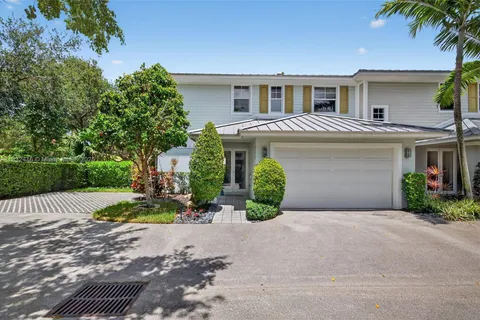 608 SW 15th St, Fort Lauderdale FL 33315