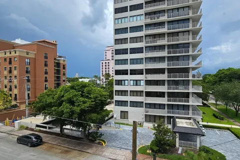 650 Coral Way # 404, Coral Gables FL 33134