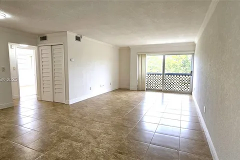 650 Coral Way # 404, Coral Gables FL 33134