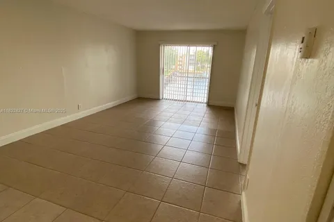 2775 Taft St # 307, Hollywood FL 33020
