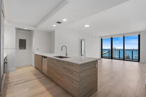 121 NE 34th St # 2507, Miami FL 33137