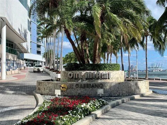 335 S Biscayne Blvd # 505, Miami FL 33131