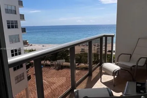 6039 Collins Ave # 823, Miami Beach FL 33140