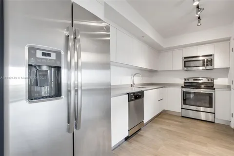 1500 Bay Rd # 0414, Miami Beach FL 33139