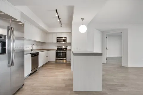 1500 Bay Rd # 0414, Miami Beach FL 33139