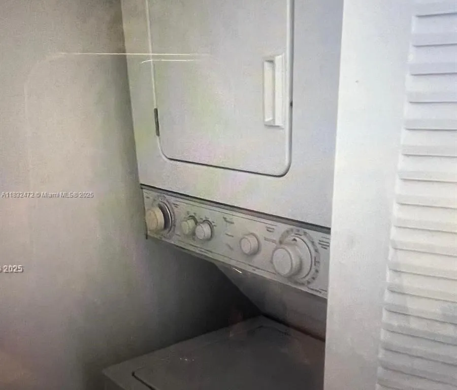 580 NW 114th Ave # 102, Sweetwater FL 33172