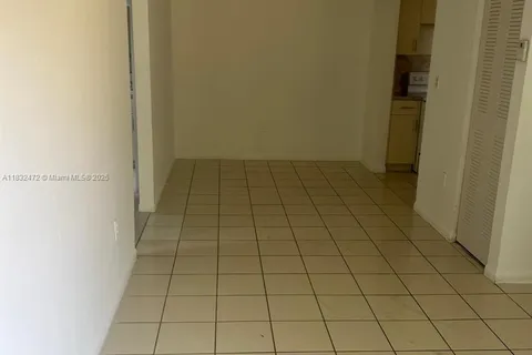 580 NW 114th Ave # 102, Sweetwater FL 33172