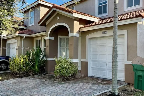 13850 SW 274th Ter # 13850, Homestead FL 33032