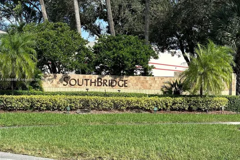 10431 NW 3rd St, Pembroke Pines FL 33026