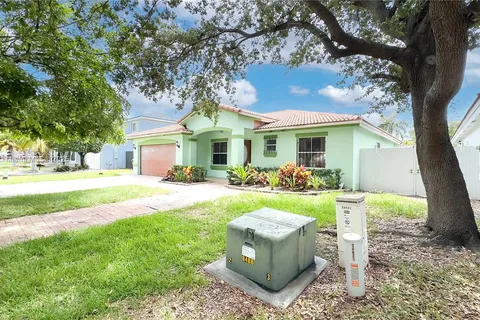 24621 SW 112th Ct, Homestead FL 33032