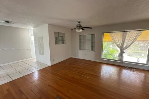 90 Isle Of Venice Dr # 9, Fort Lauderdale FL 33301