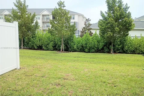 329 SE Crossoak Ln # 329, Port St. Lucie FL 34984
