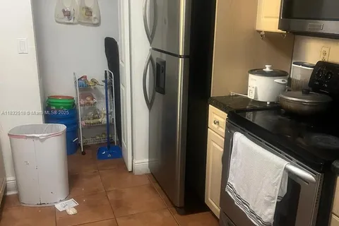 686 NW 114th Ave # 102, Sweetwater FL 33172