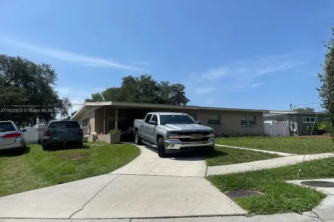 2512 N Habana Pl, Tampa FL 33618
