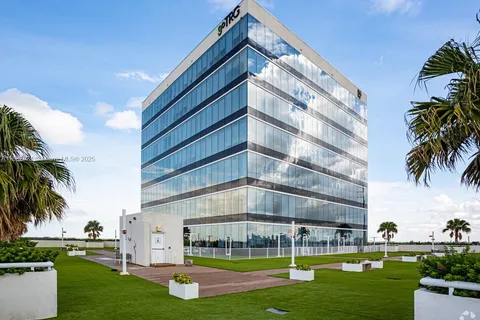 20200 W Dixie Hwy # 1002, Miami FL 33180