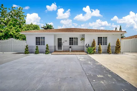 13262 SW 266th Ter, Homestead FL 33032