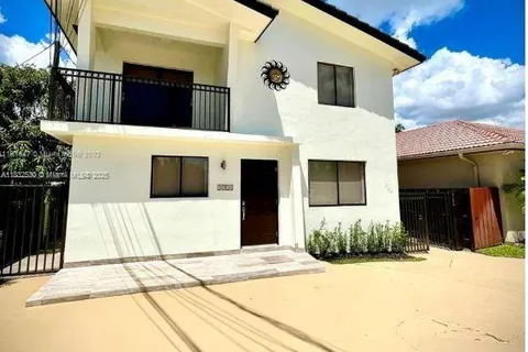 2324 SW 57th, Miami FL 33155