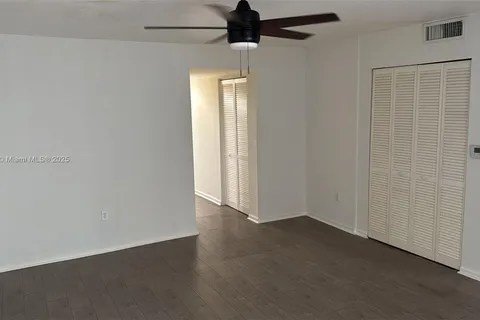 1615 Meridian Ave # 202, Miami Beach FL 33139