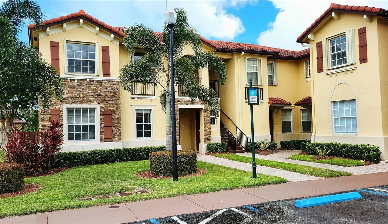 3350 NE 13th Cir Dr # 21, Homestead FL 33033