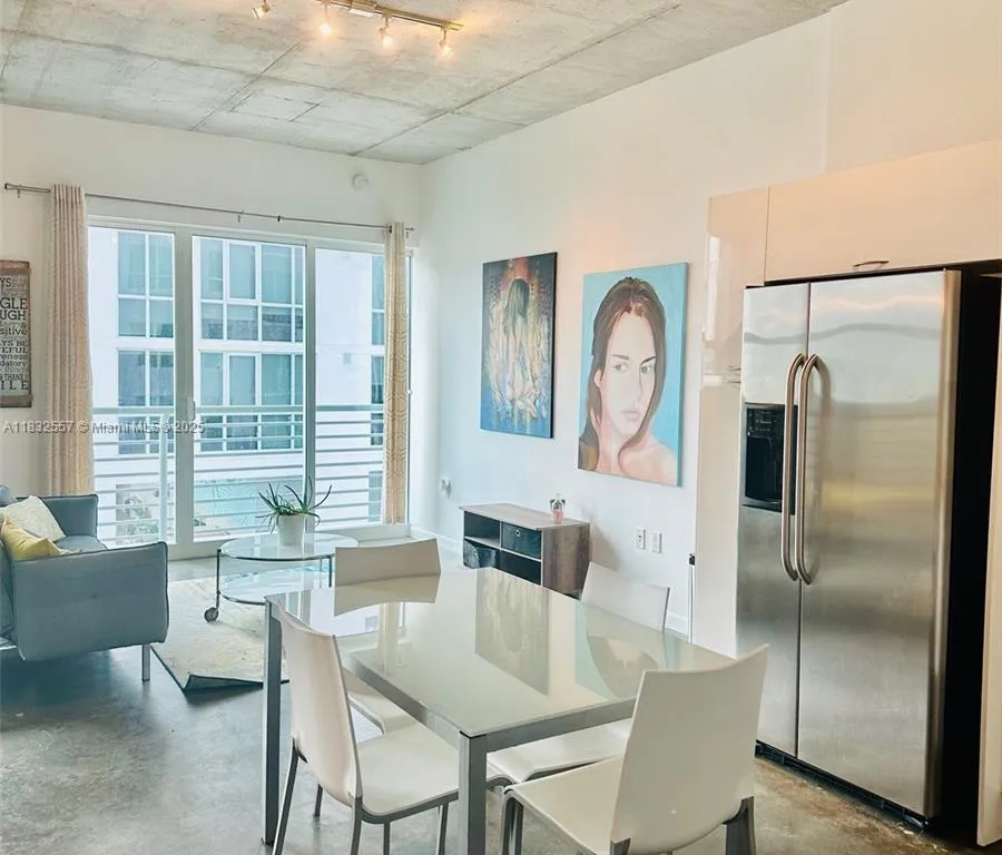 133 NE 2 AV # 1503, Miami FL 33132