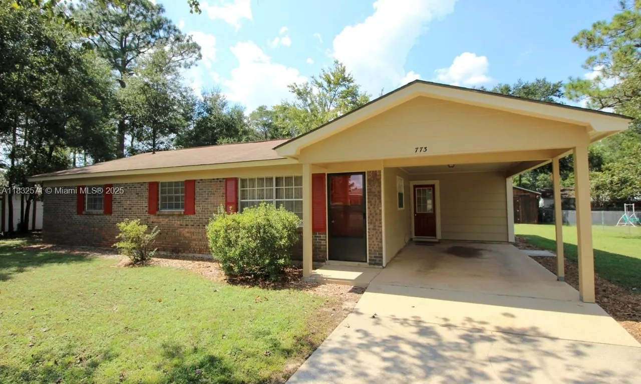 773 Twin Lakes Dr, Other City - In The State Of Florida FL 32433
